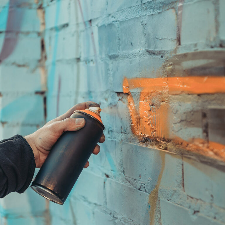 ako odstrániť graffiti